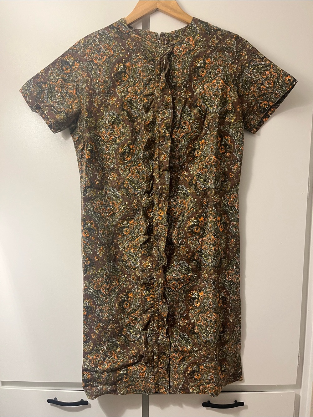 Women’s Short Sleeve Ruffle Front Dress in Brown Paisley